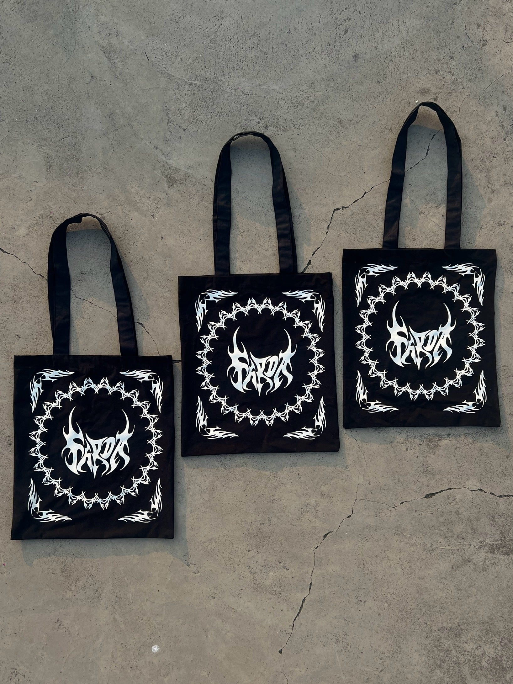 NEO TRIBAL TOTE BAGS
