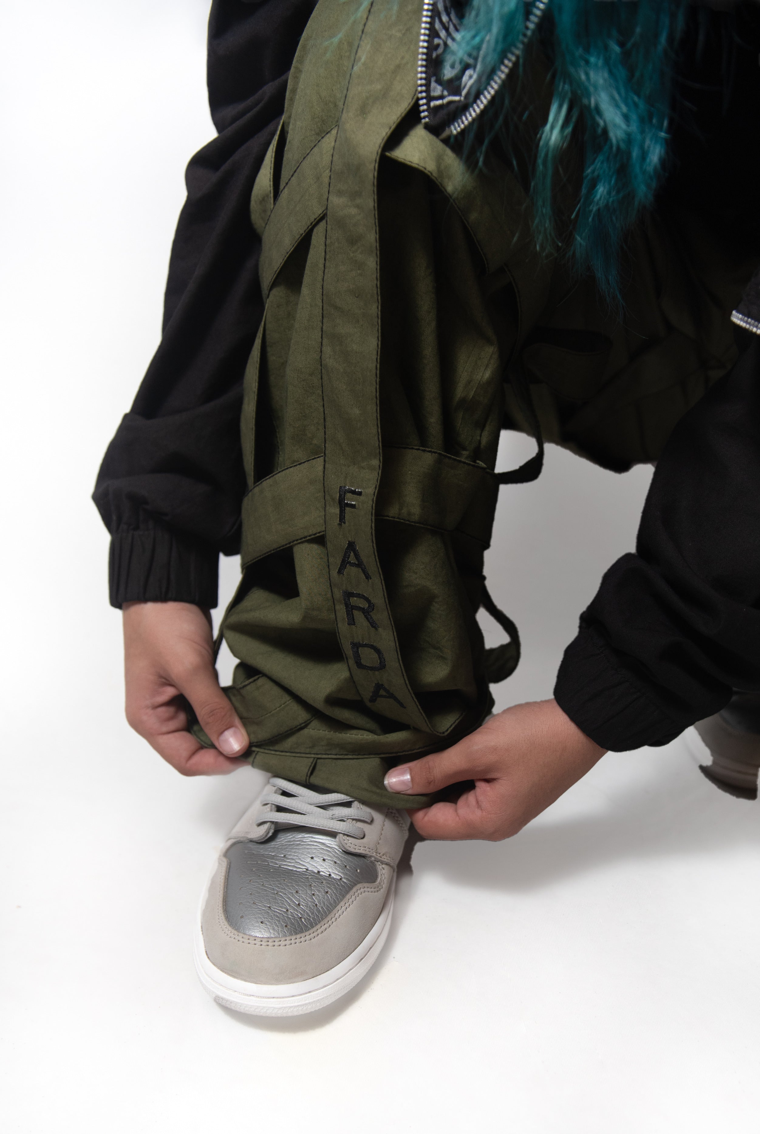 TRAP CARGOS: OLIVE