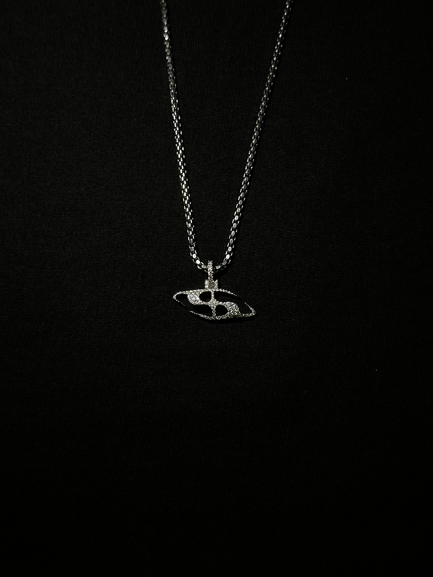 THE EYE OF FARDA PENDANT