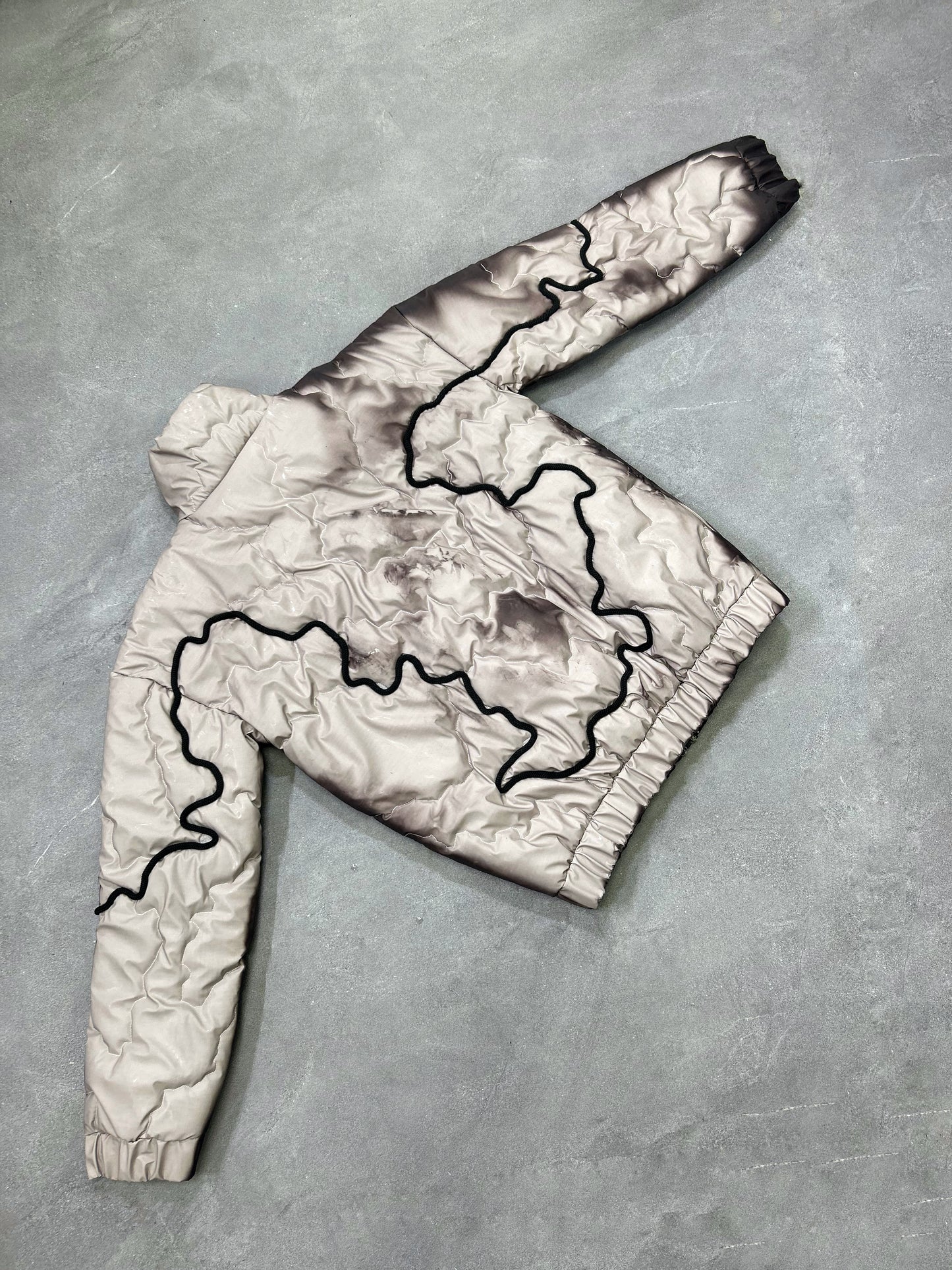 THERMOCHROMIC JACKET (DARK SMOKE)