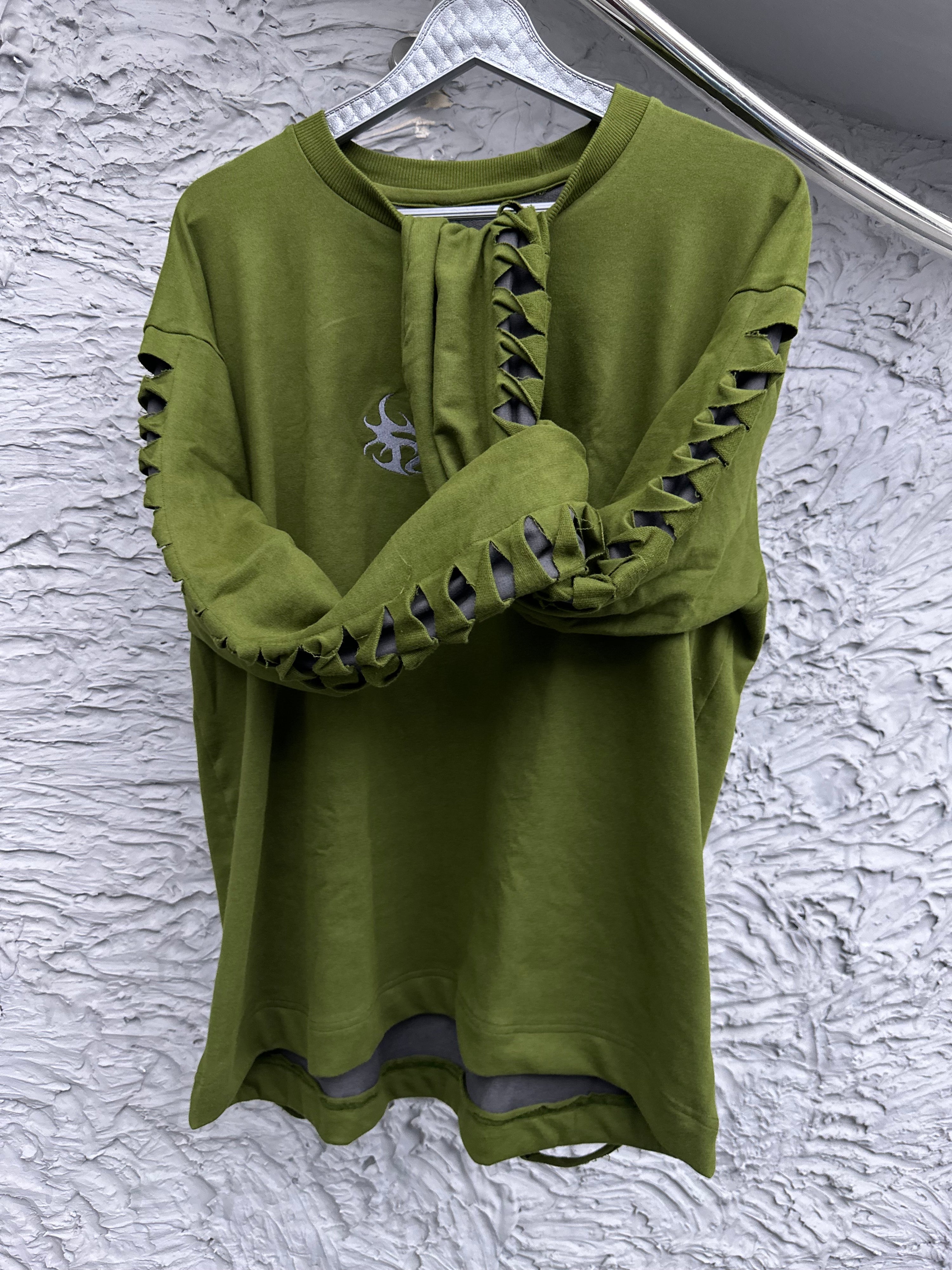 EXO SWEATSHIRT: OLIVE GREEN/GRAY