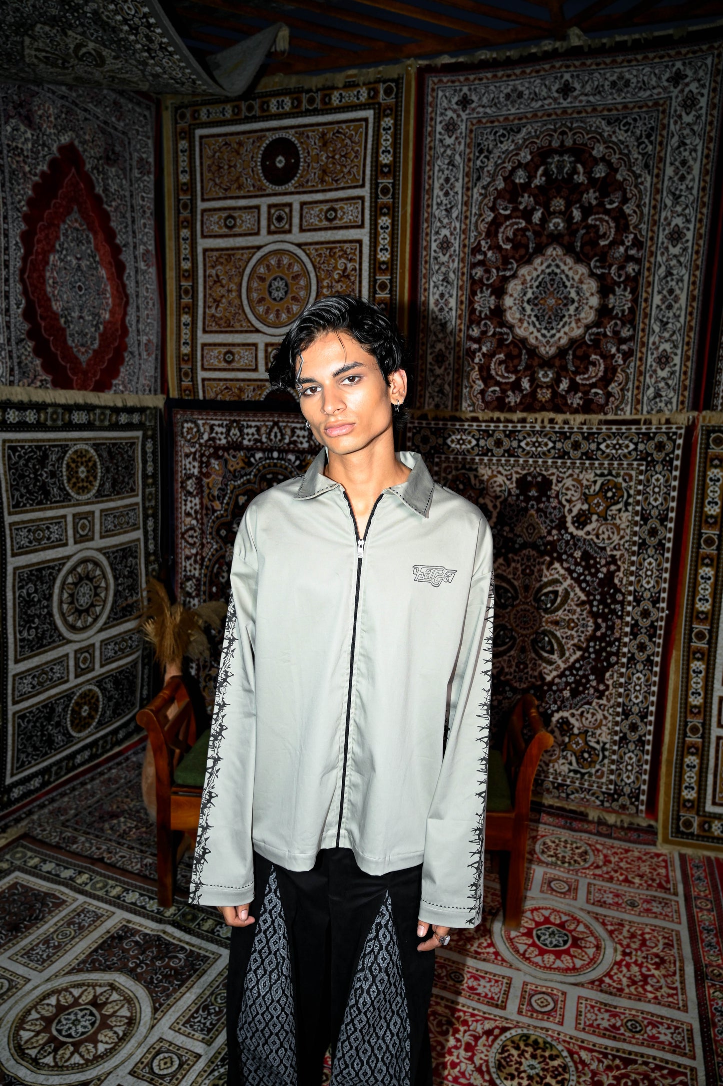 IZORA JACKET: WOLF [UNISEX]