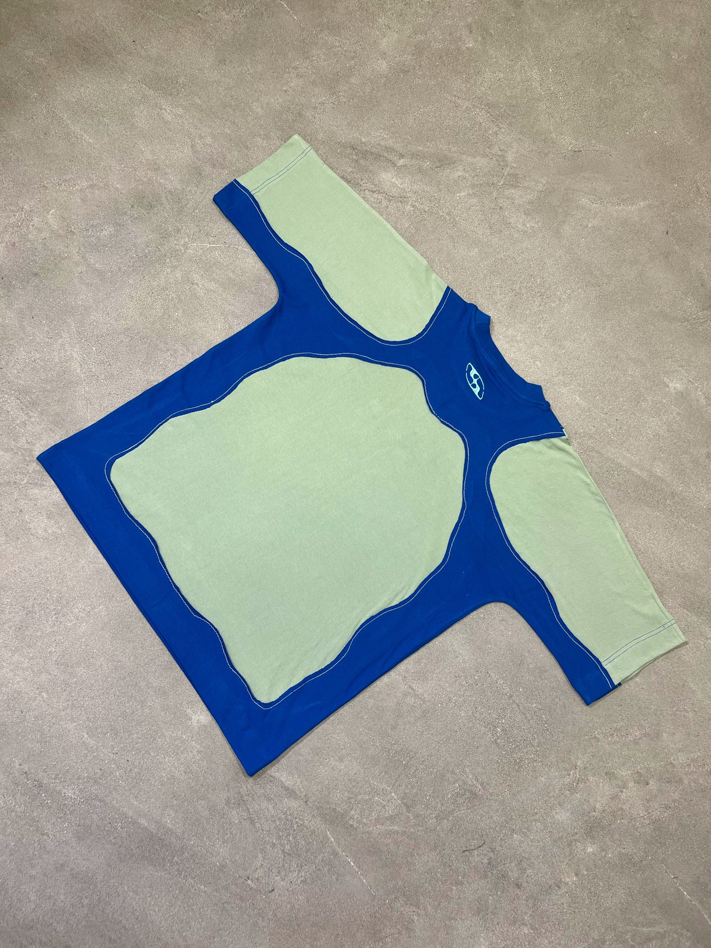 COUPLET TEE: MINT/ROYAL BLUE