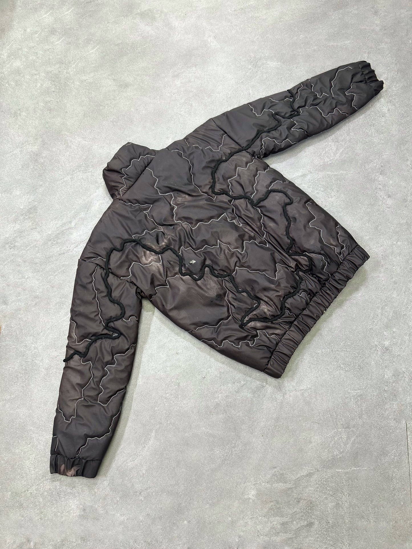 THERMOCHROMIC JACKET (DARK SMOKE)