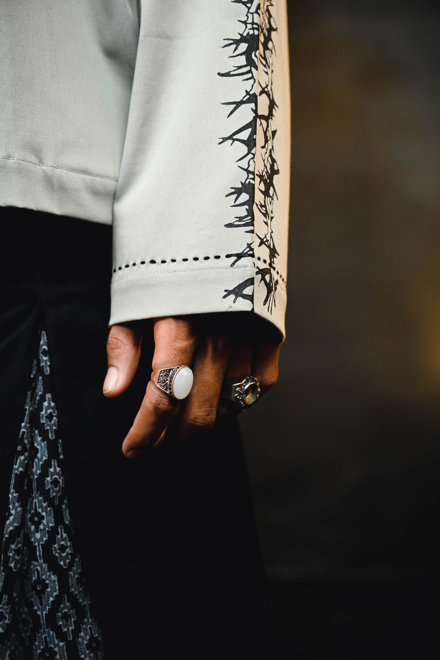 IZORA JACKET: WOLF [UNISEX]