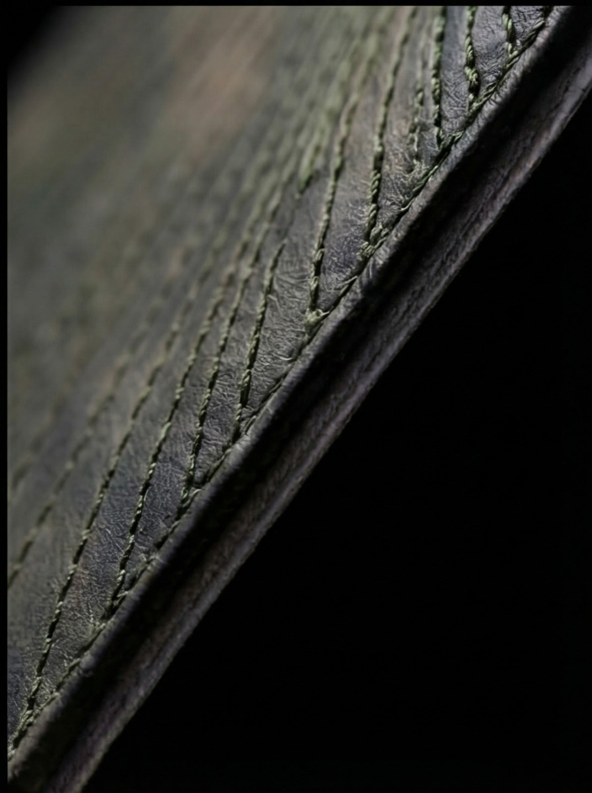 CHAMELEON WALLET 3.0: ARMY CAMO