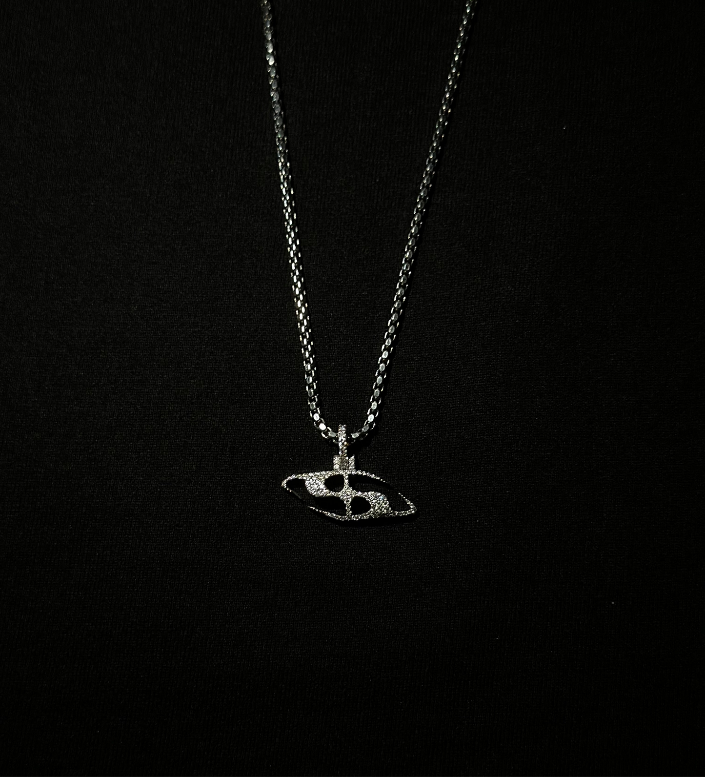 THE EYE OF FARDA PENDANT