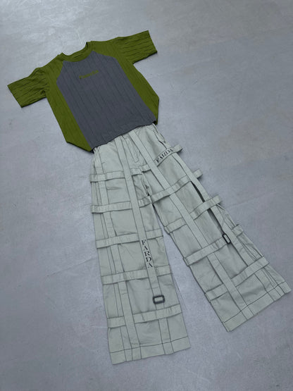 IZAZ TEE: GREEN/GRAY