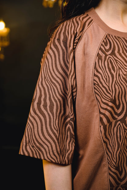 EZBRA TEE: WHISKEY [UNISEX]