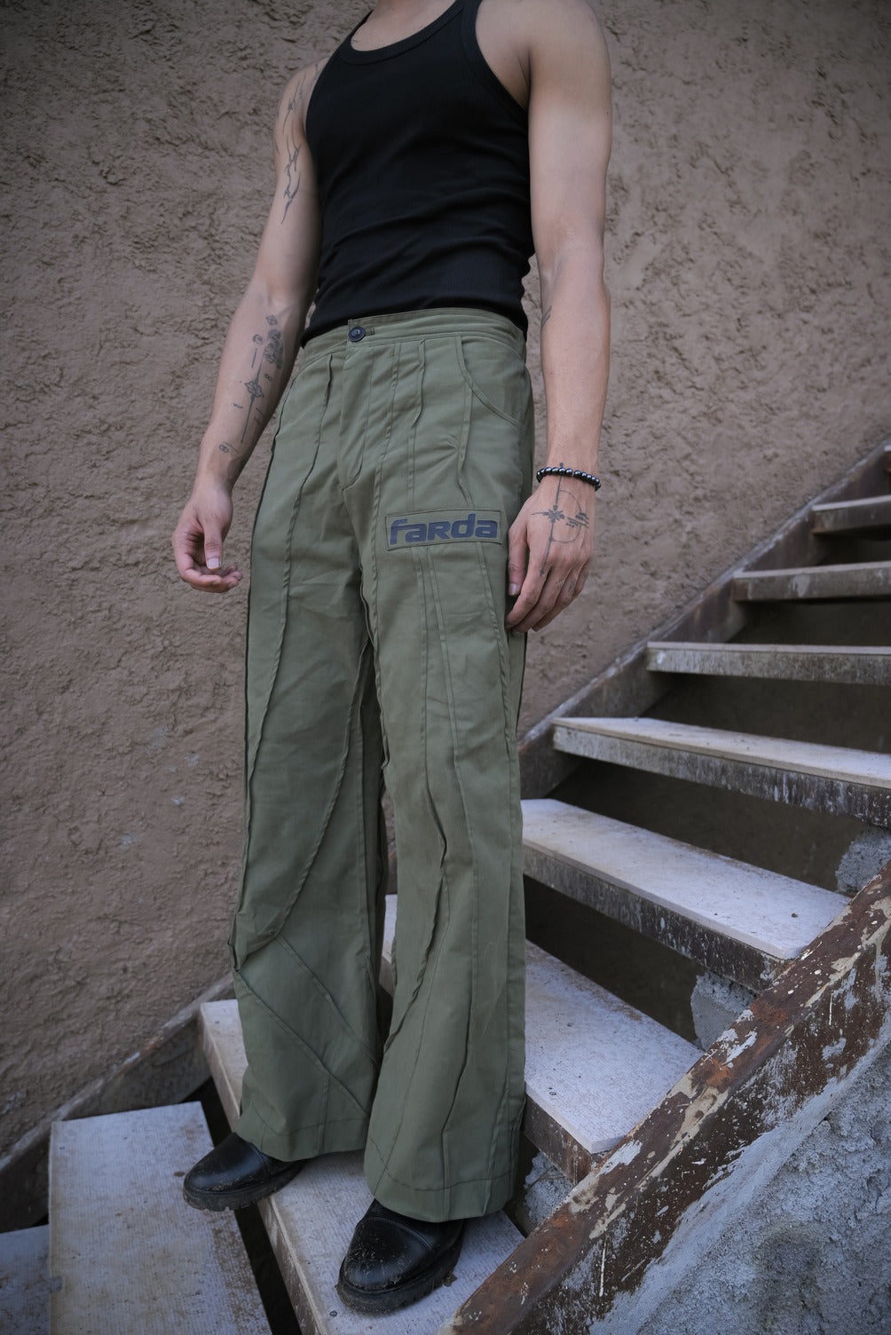 ASTRA TROUSERS: OLIVE GREEN