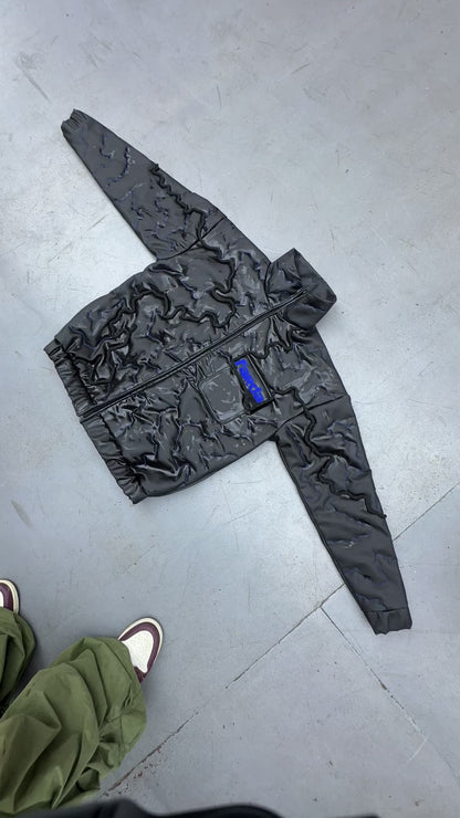 THERMOCHROMIC JACKET: BLUE BLACK