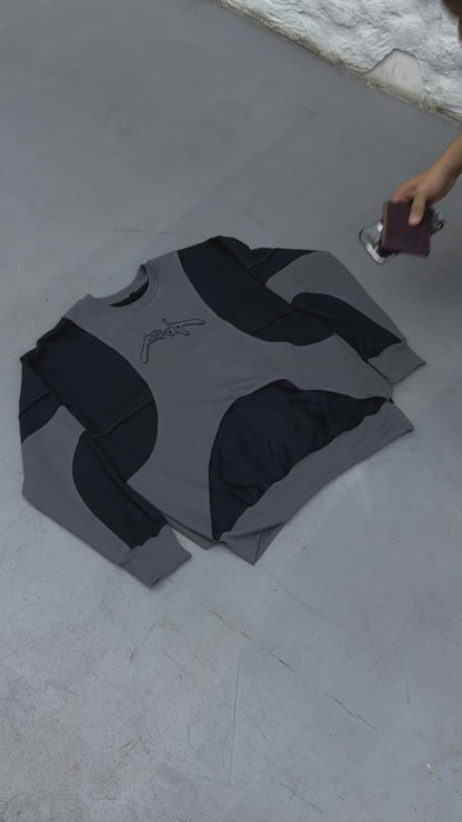 ZEKE SWEATSHIRT