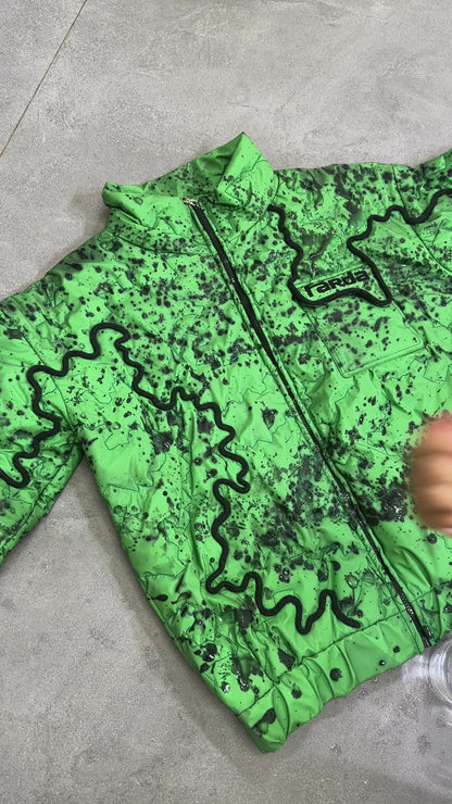 2.6 THERMOCHROMIC JACKET (GREEN ON GREEN)