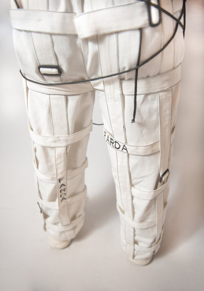 TRAP CARGOS BONE
